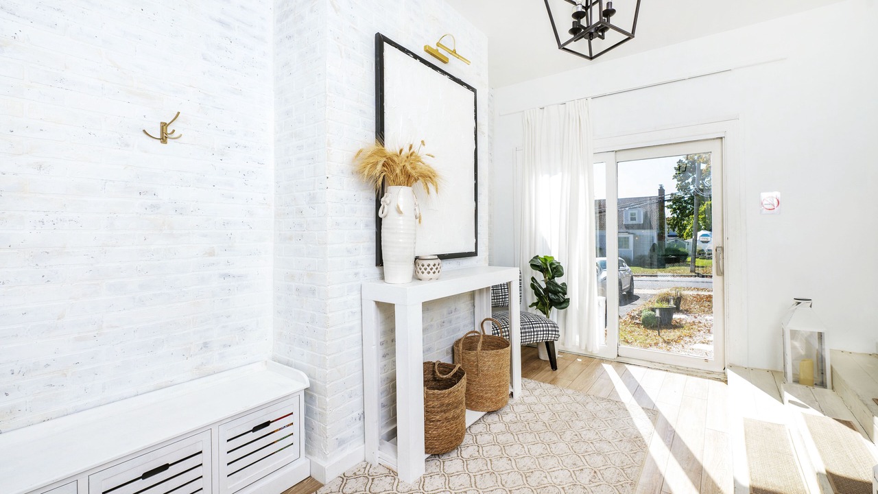 Photo of Others in East Shore