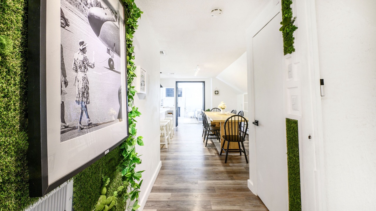 Photo of Others in East Shore