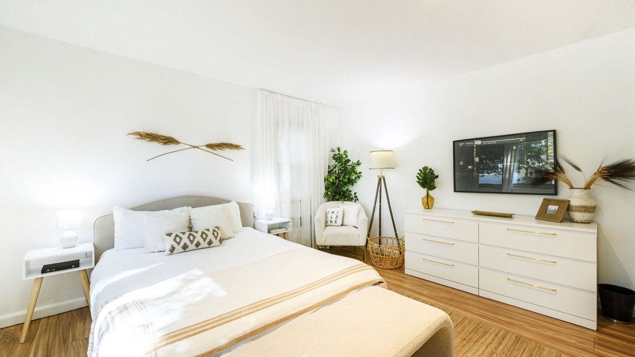 Photo of Bedroom in East Shore