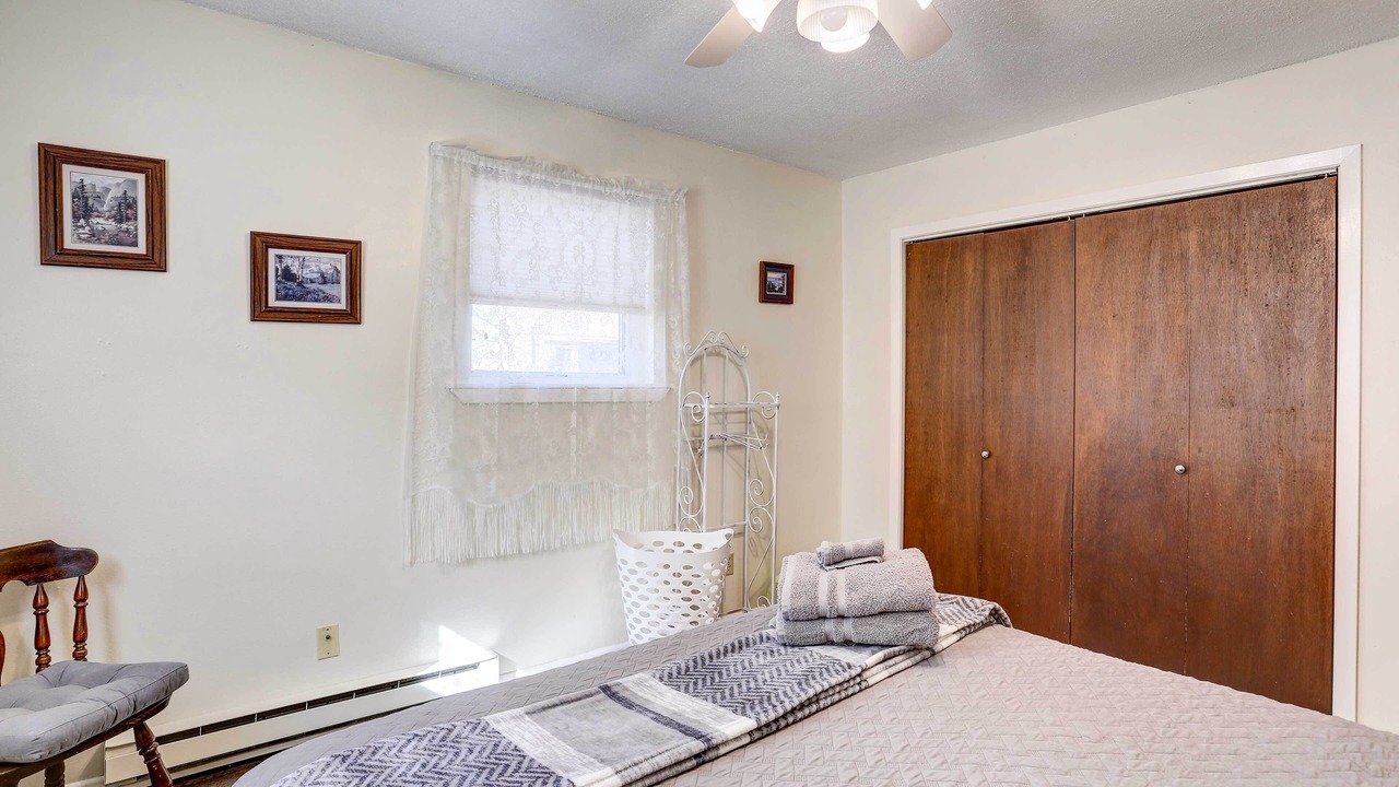 Photo of Bedroom in Pierre