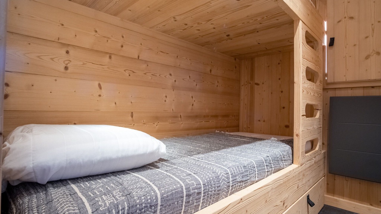 Photo of Bedroom in Eclose-Est