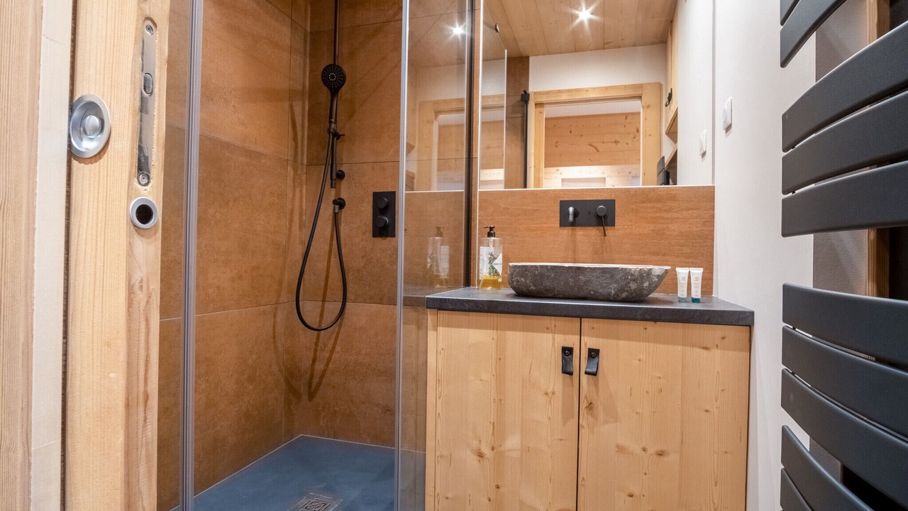 Photo of Bathroom in Eclose-Est