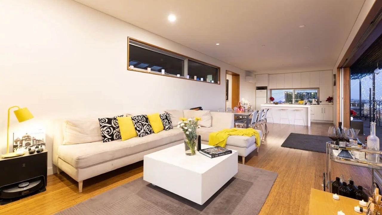 Photo of Livingroom in East Melbourne