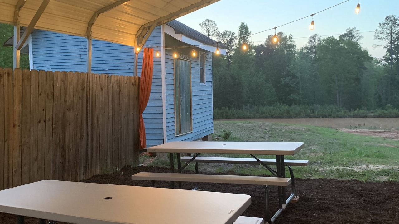 Photo of Outdoor in Lexington