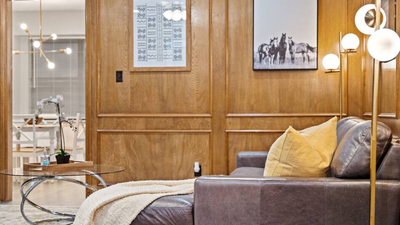 Photo of Livingroom in North Central Carrollton