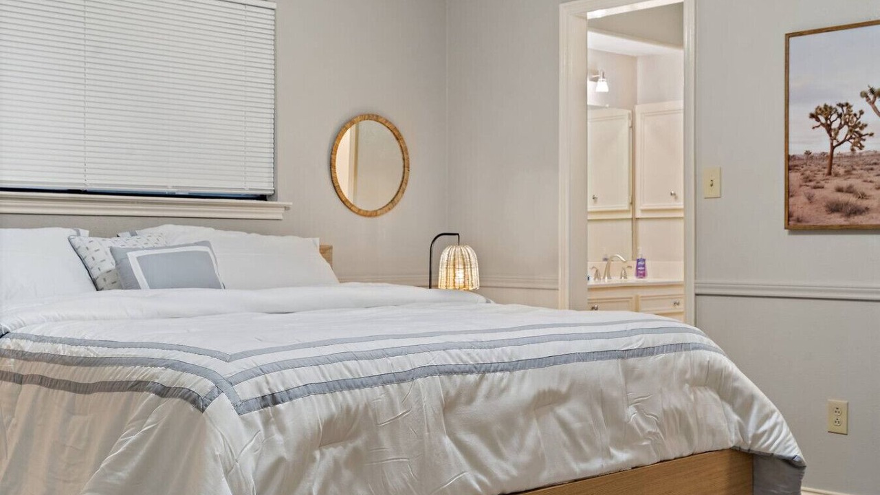 Photo of Bedroom in North Central Carrollton