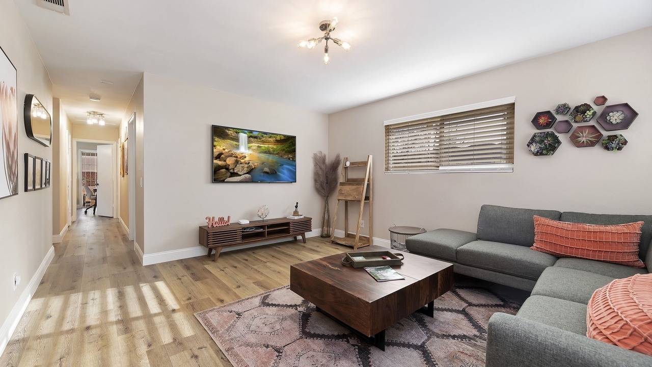 Photo of Livingroom in Temecula