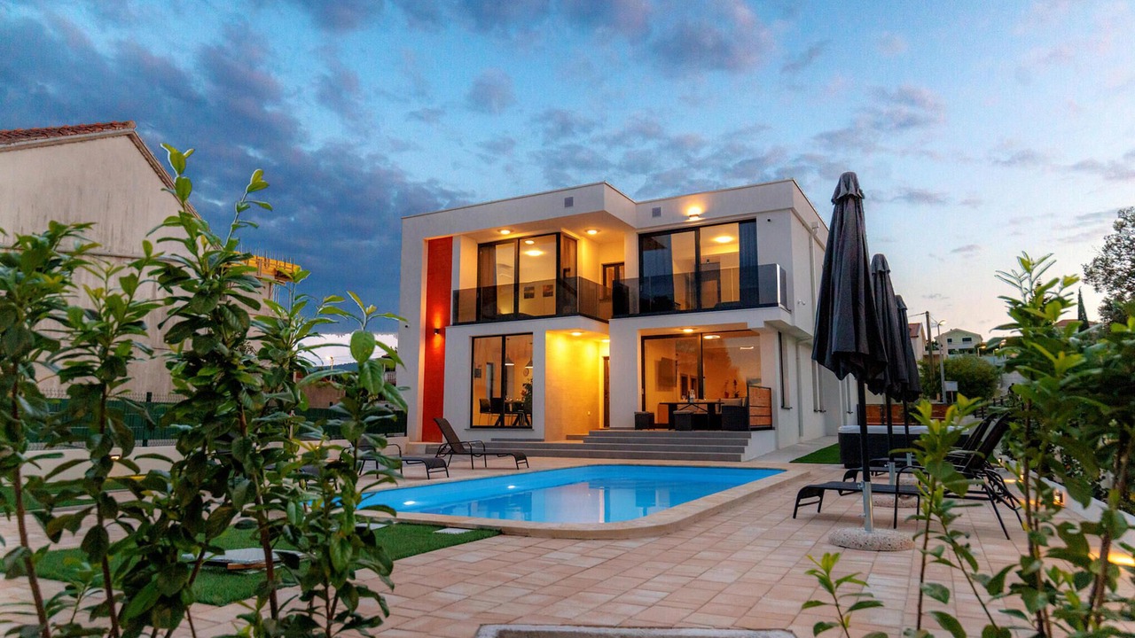 Photo of Outdoor in Drace