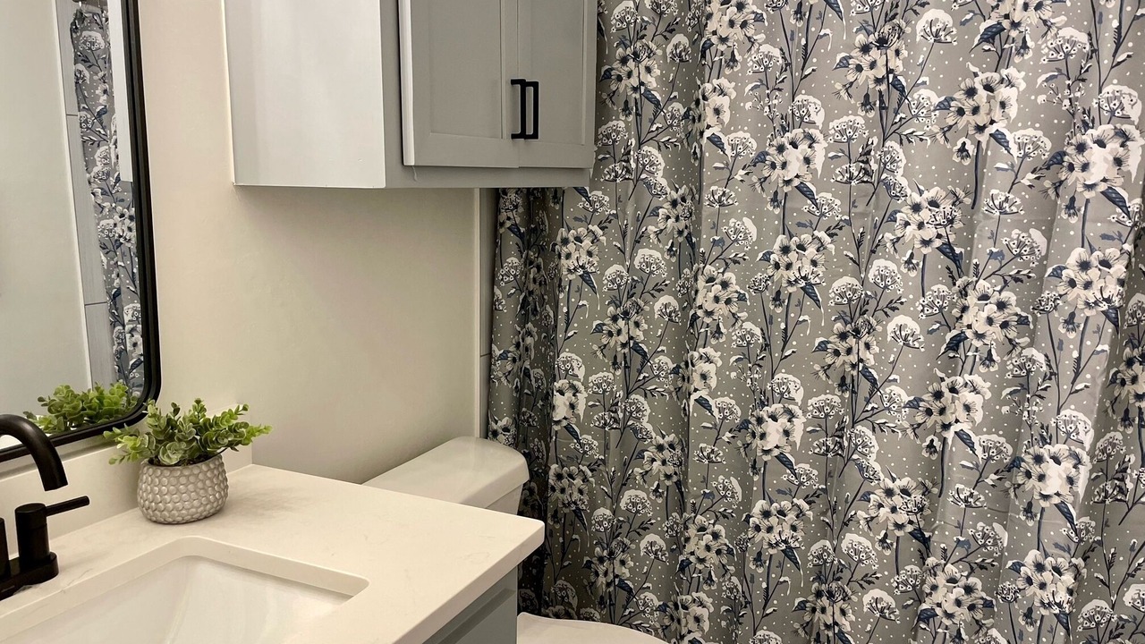Photo of Bathroom in Central Oklahoma City