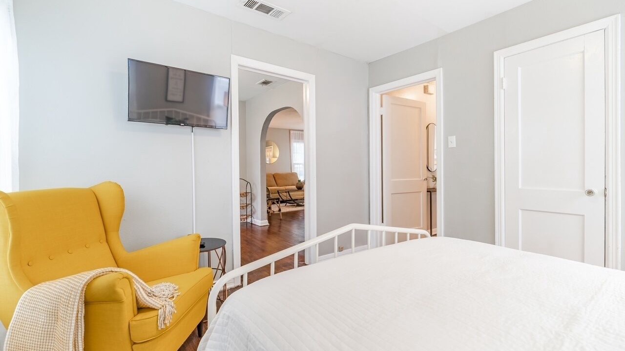 Photo of Bedroom in Original Town