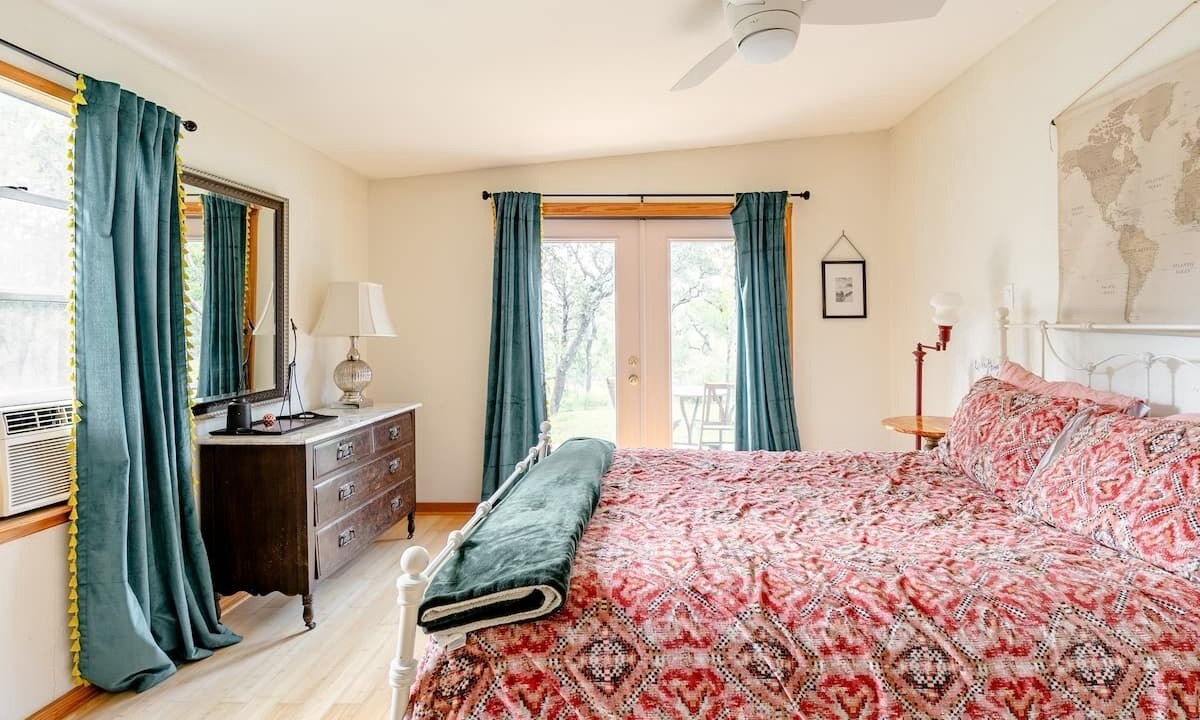 Photo of Bedroom in San Marcos