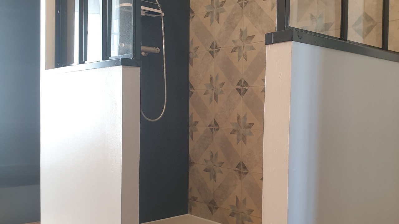 Photo of Bathroom in Laval