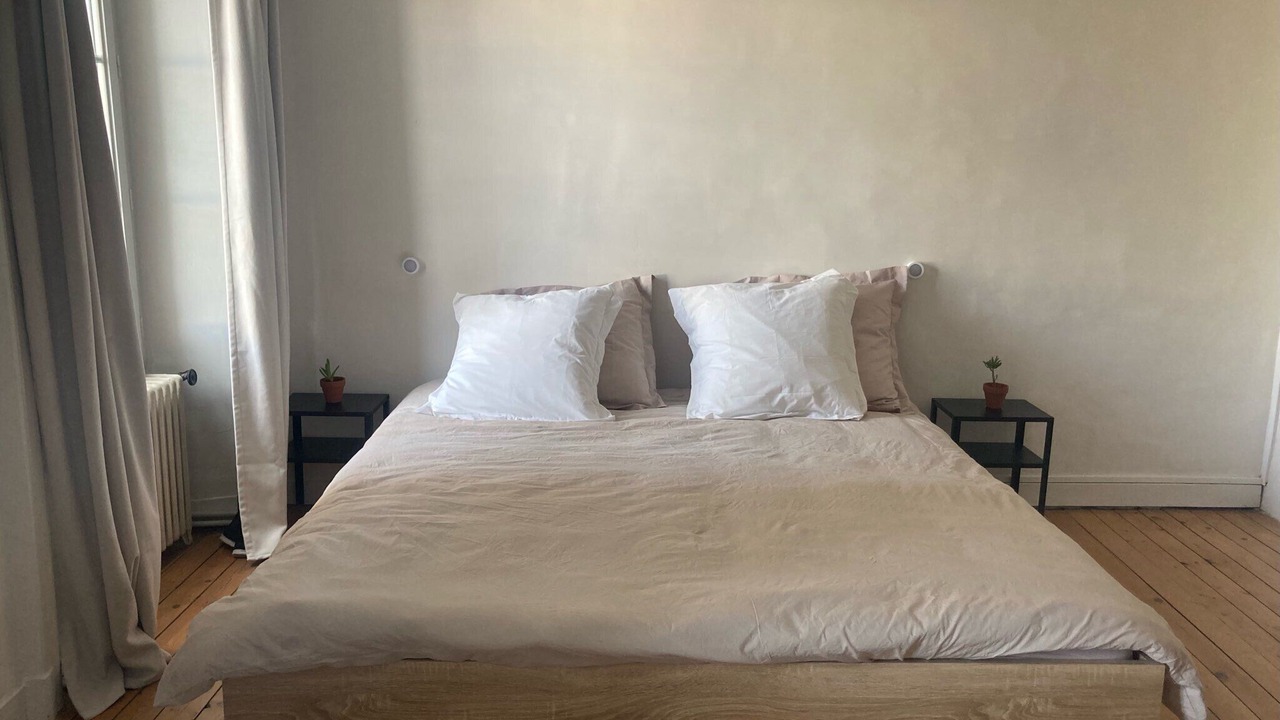 Photo of Bedroom in Laval