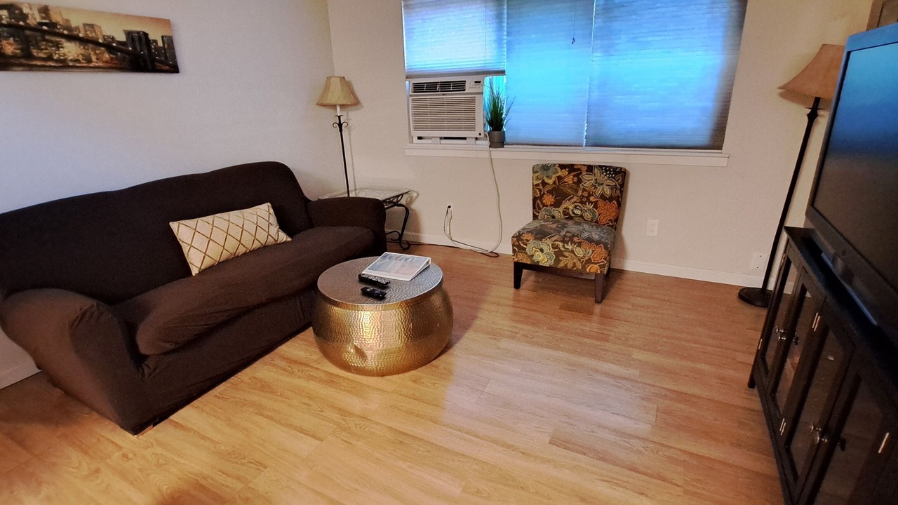 Photo of Livingroom in Martinez