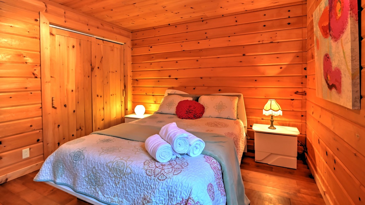 Photo of Bedroom in Sainte-Emelie-de-L'Energie