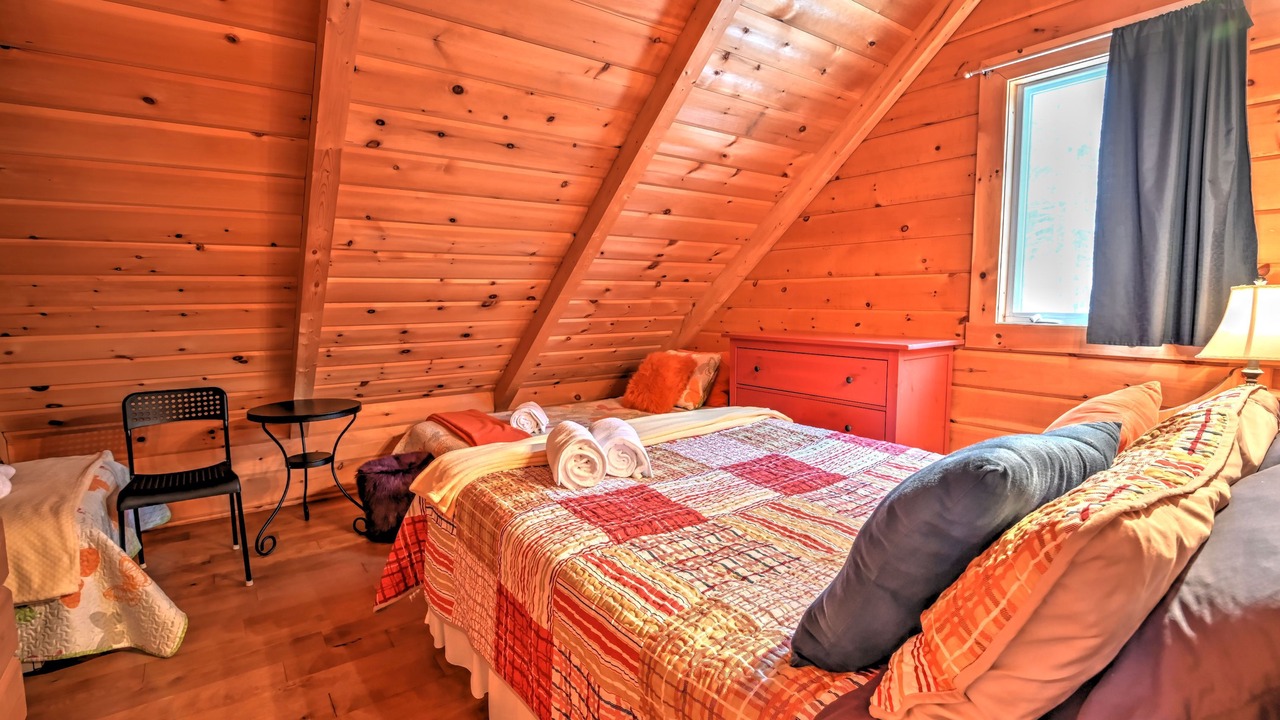 Photo of Bedroom in Sainte-Emelie-de-L'Energie