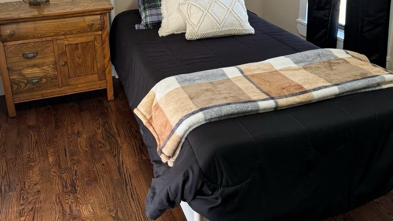 Photo of Bedroom in Ponca City