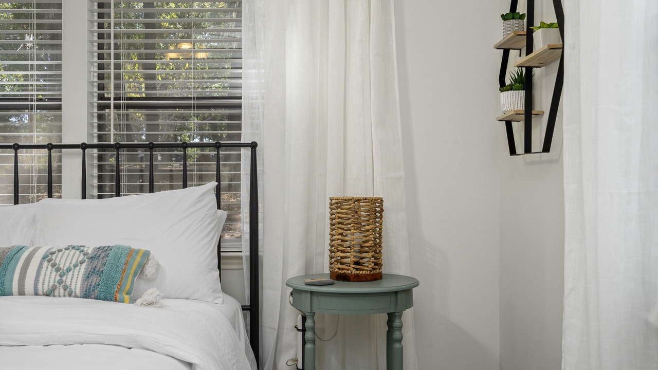 Photo of Bedroom in Oakhurst