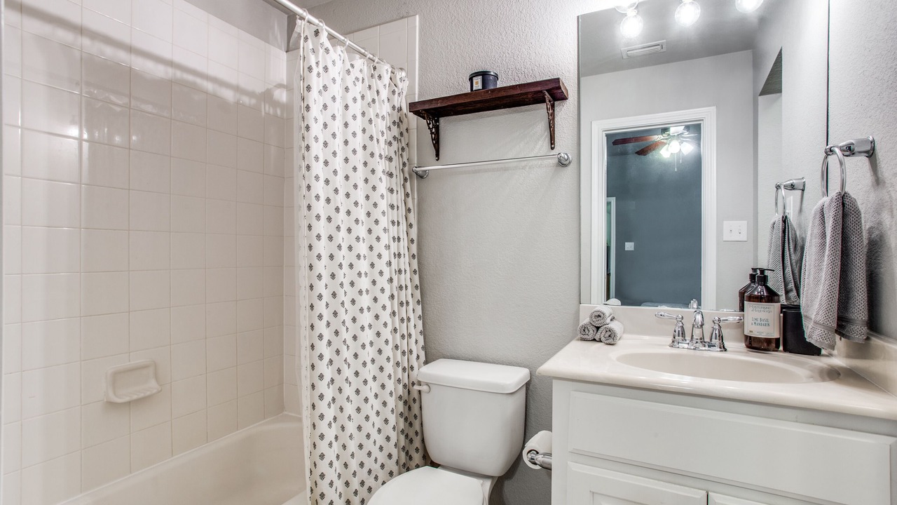 Photo of Bathroom in Fort Worth