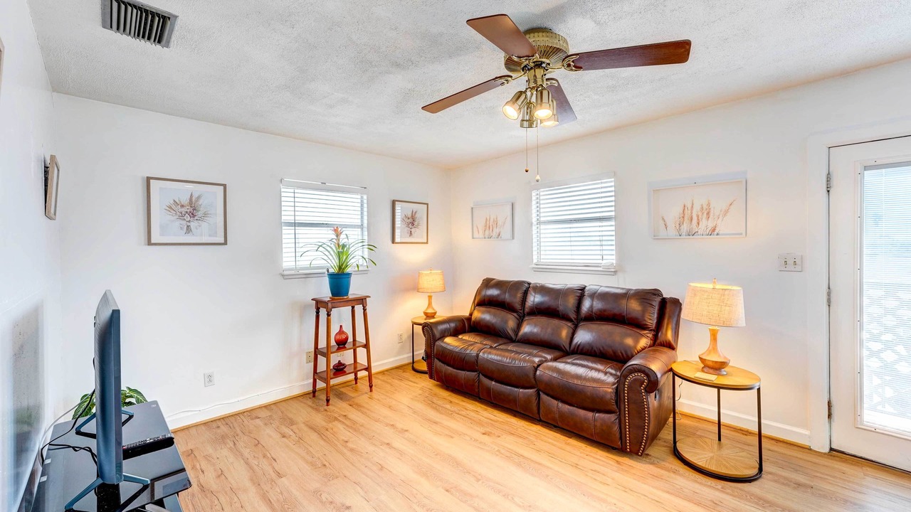Photo of Bedroom in South Side