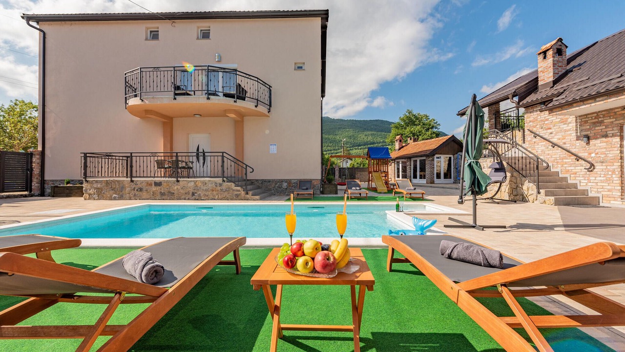 Photo of Outdoor in Gracac