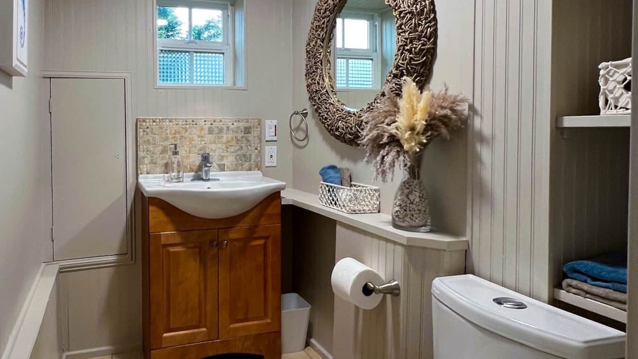 Photo of Bathroom in Seaview