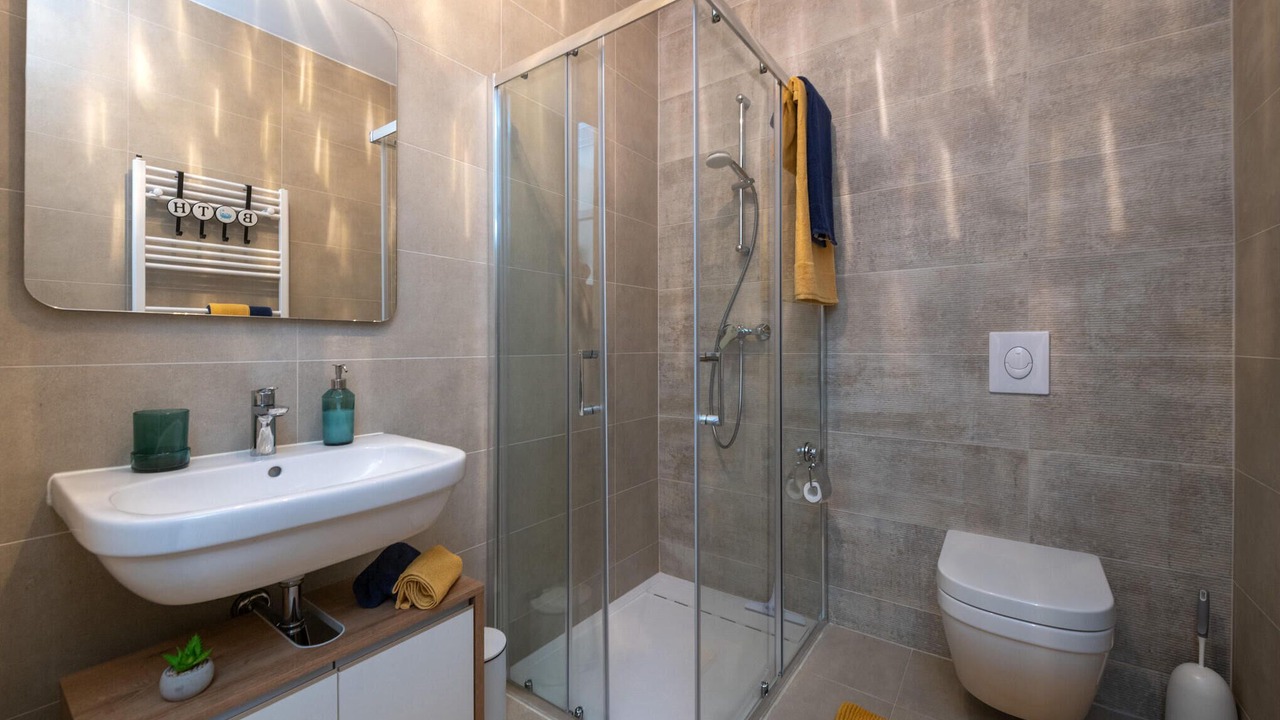 Photo of Bathroom in Plomin