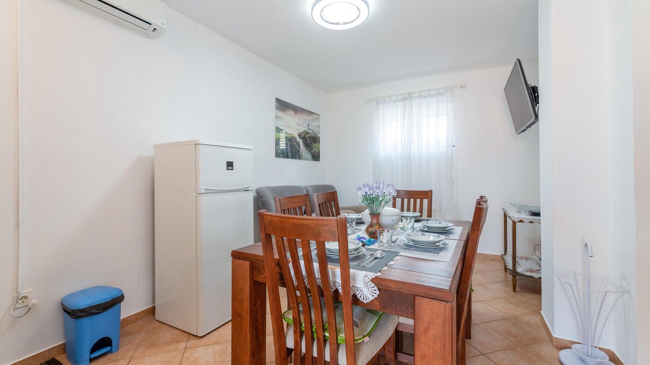 Photo of Bedroom in Gornji Karin