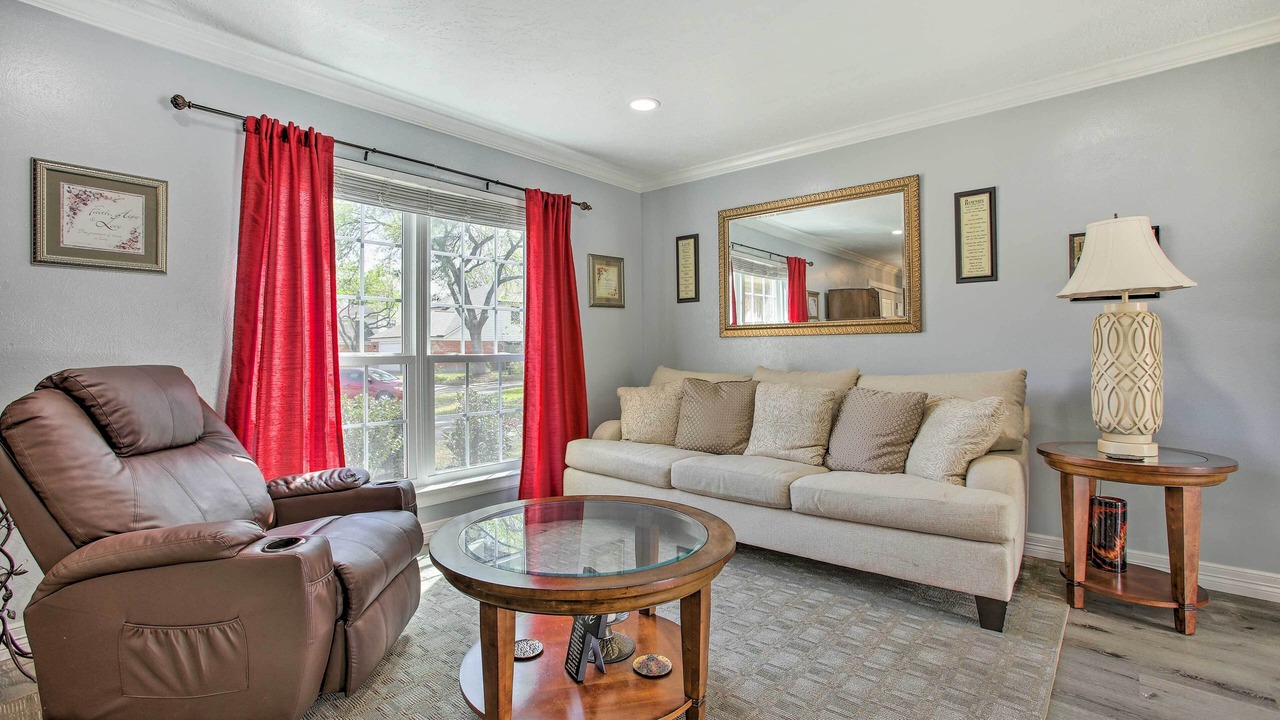 Photo of Livingroom in Clear Lake