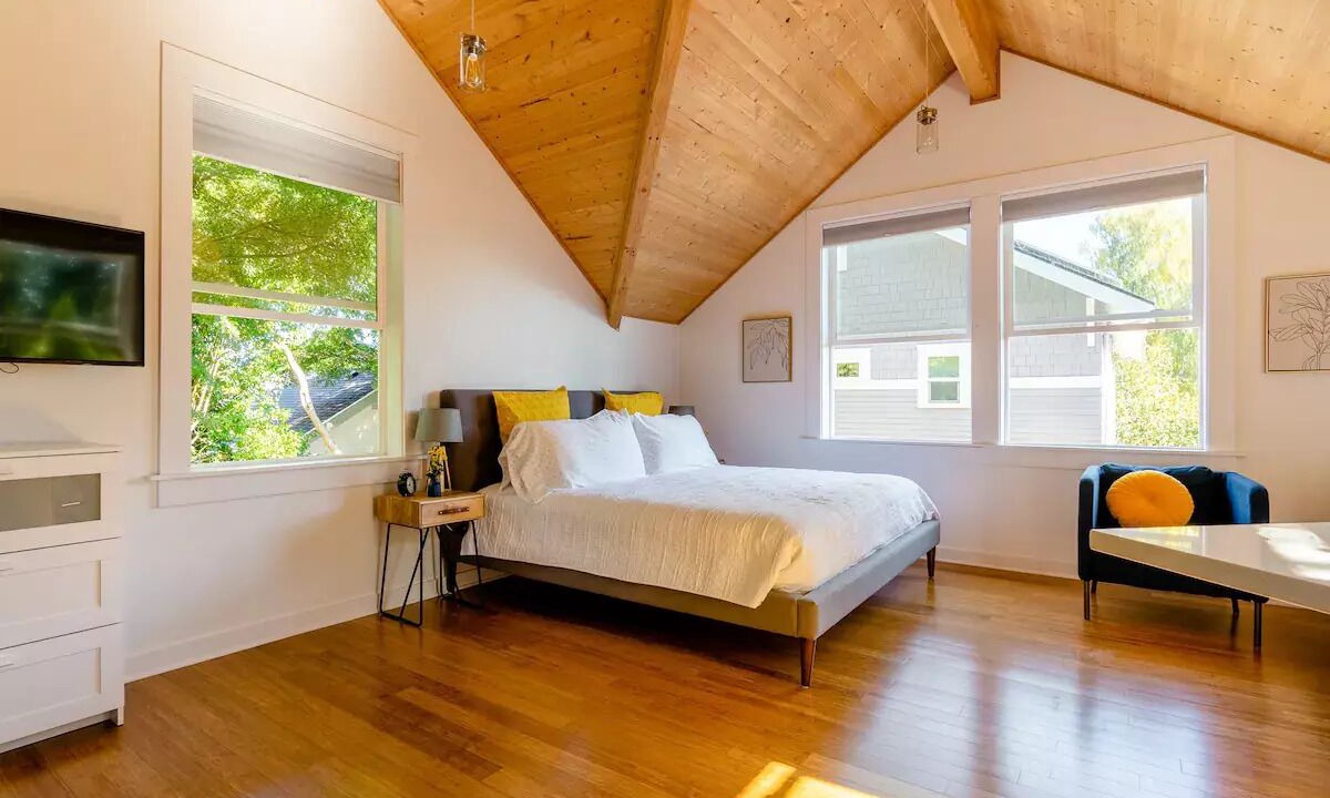 Photo of Bedroom in Fairmount Park