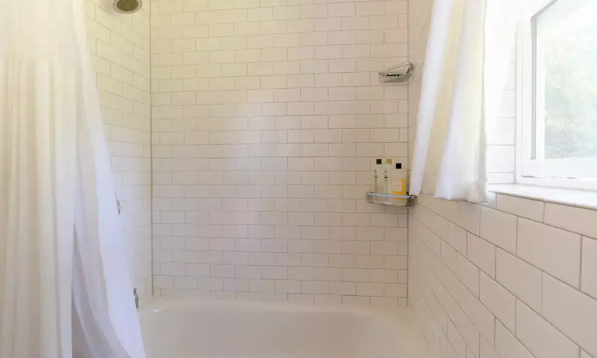 Photo of Bathroom in Fairmount Park