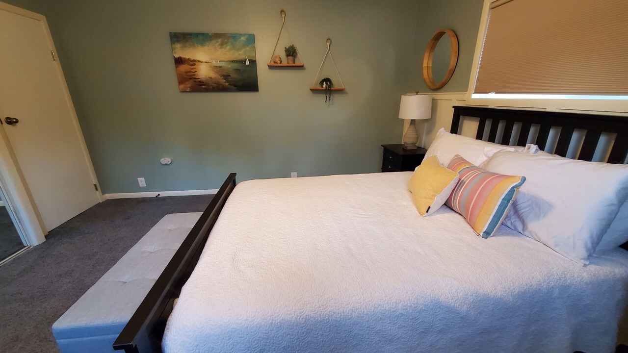 Photo of Bedroom in Warrenton