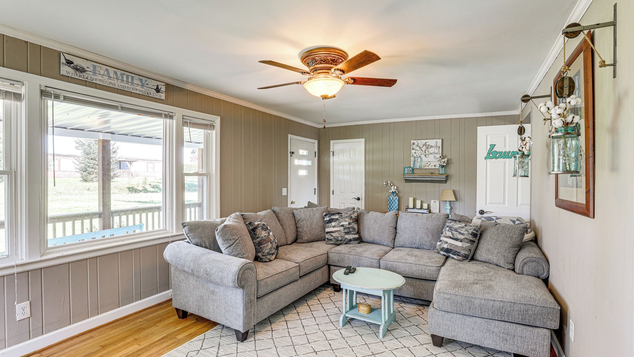 Photo of Livingroom in Sparta