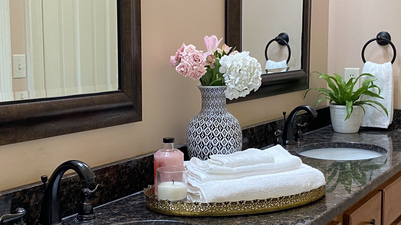 Photo of Bathroom in Central Business District