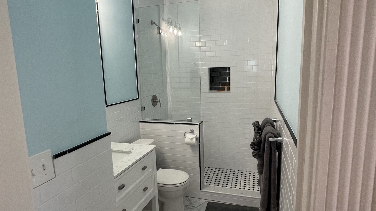 Photo of Bathroom in Latonia