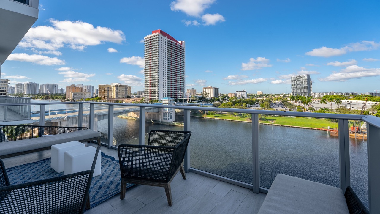 Photo of Outdoor in Hollywood South Central Beach