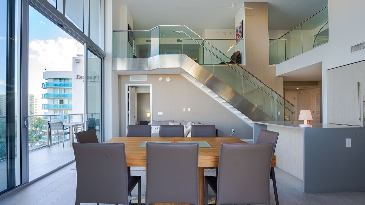 Photo of Others in Hollywood South Central Beach