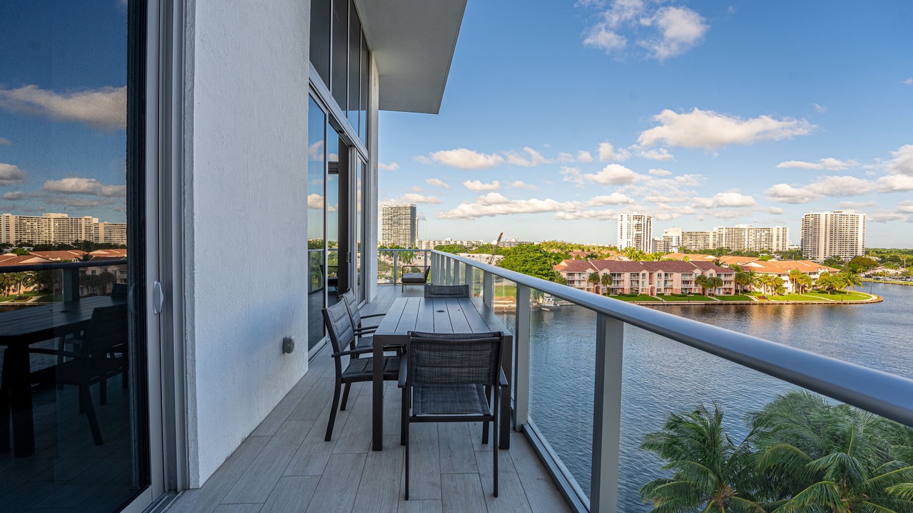 Photo of Outdoor in Hollywood South Central Beach