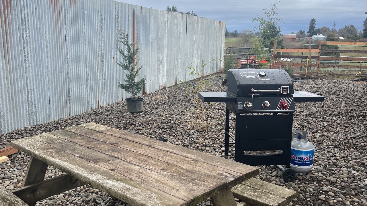 Photo of Outdoor in Hubbard