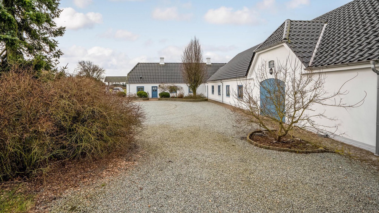 Photo of Others in Outrup