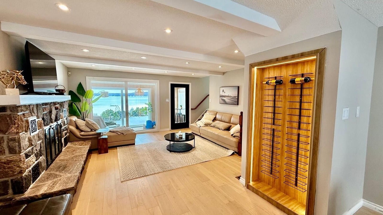 Photo of Livingroom in Tiny