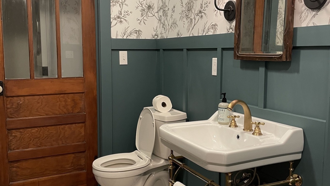 Photo of Bathroom in Huntingdon