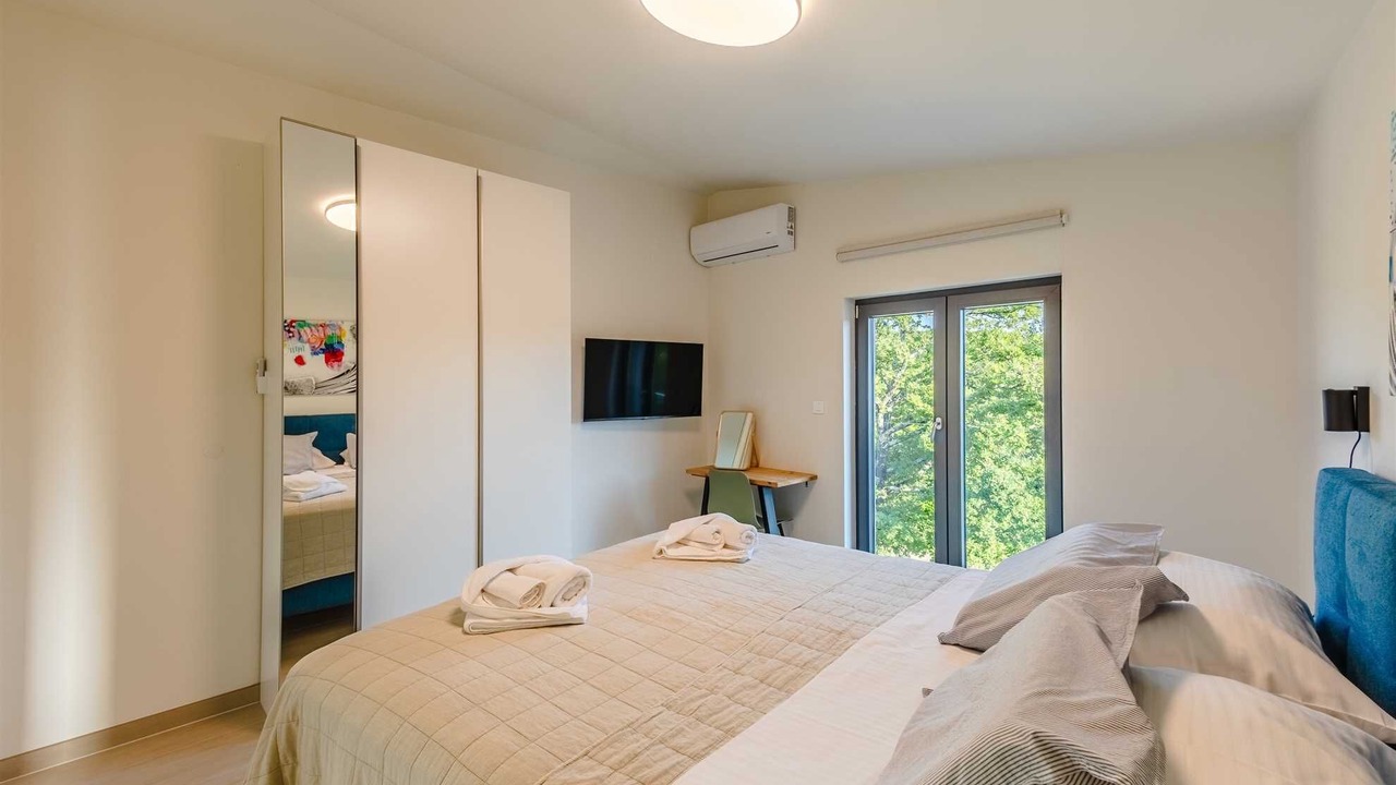 Photo of Bedroom in Malinska-Dubasnica