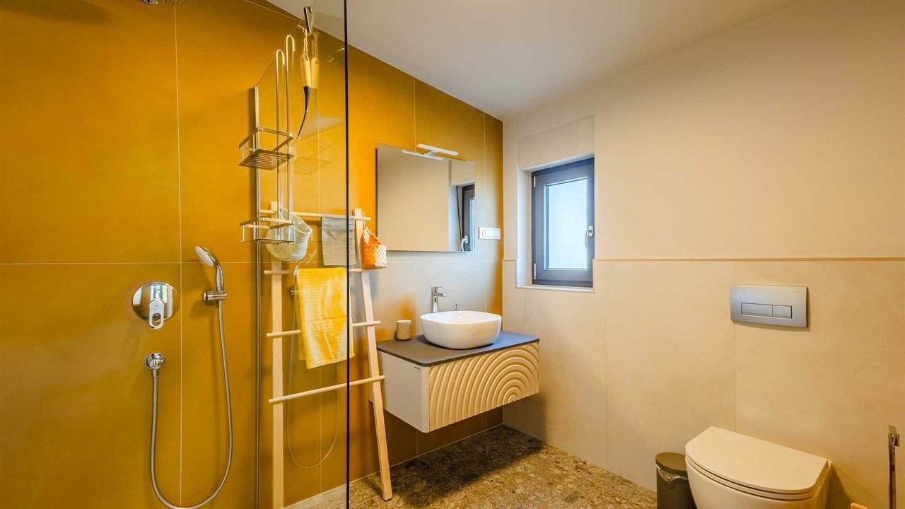 Photo of Bathroom in Malinska-Dubasnica