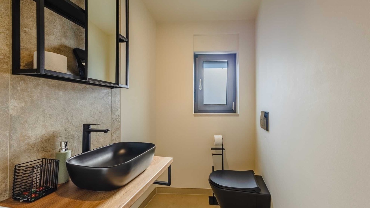 Photo of Bathroom in Malinska-Dubasnica