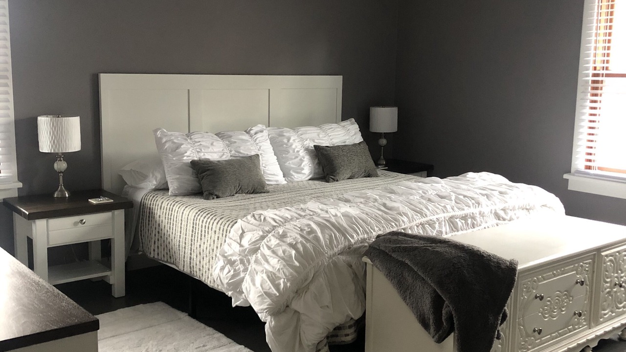 Photo of Bedroom in Winfield