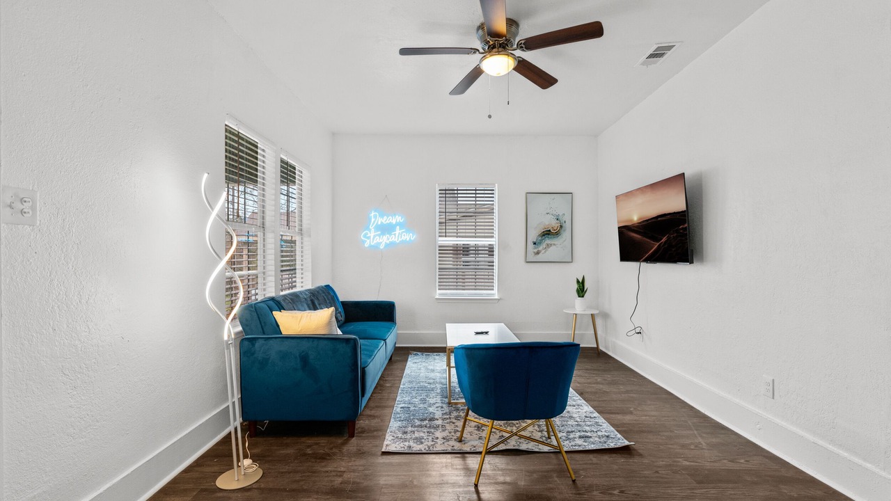 Photo of Livingroom in Rosewood