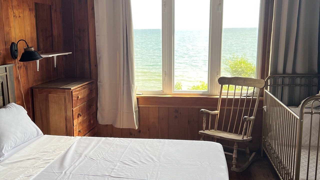 Photo of Bedroom in Port Colborne