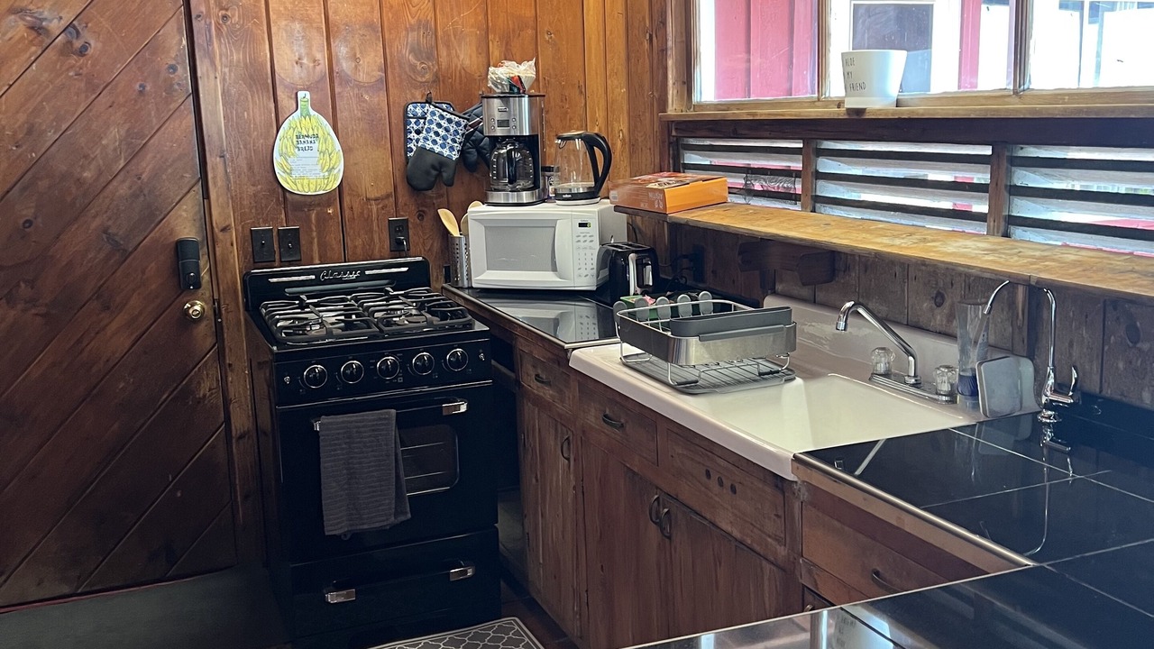 Photo of Kitchen in Port Colborne