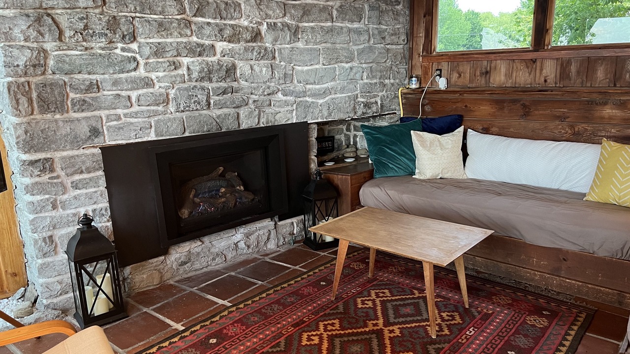 Photo of Livingroom in Port Colborne